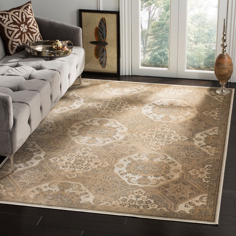 SAFAVIEH Vintage Distressed Boho Retta Oriental Rug - 5'3" x 7'6" - Beige/Cream