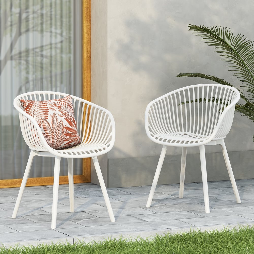 Santa Indoor/Outdoor Polypropelene Plastic Accent Chair (Set of 2) by Christopher Knight Home