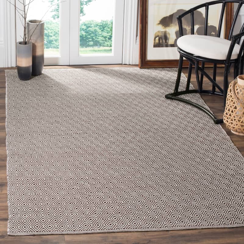 SAFAVIEH, Handmade Flatweave Montauk Brice Casual Cotton Rug - 5' x 8' - Ivory/Chocolate