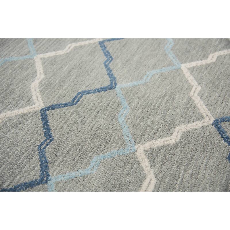 Alora Decor Cascade Blue, Grey, and Tan Medallion Hand-tufted Wool Rug