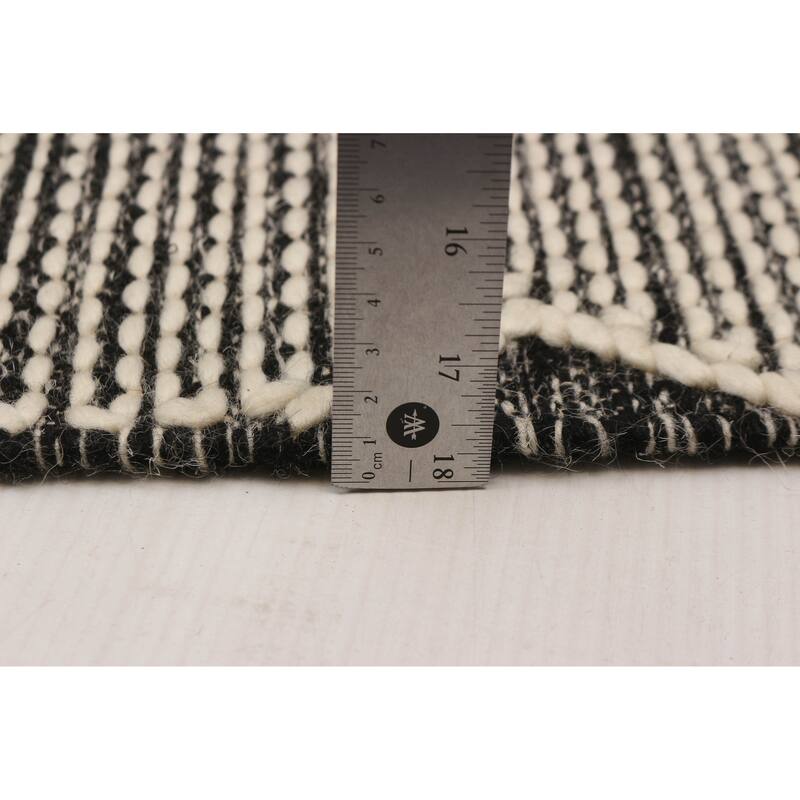 Marrakech Black, White Kilim 5'1" x 8'0" - 5'1 x 8'0