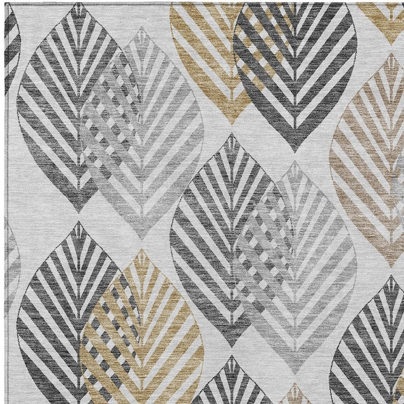 HomeRoots Floral Transitional Rectangle Outdoor Rug