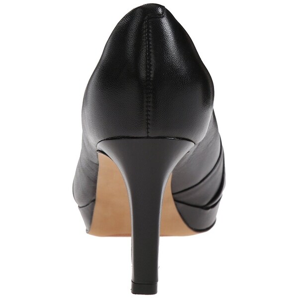 Clarks Delsie Joy 2024 www.vmddlaw