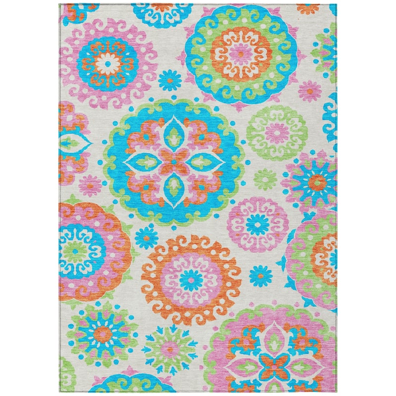 HomeRoots Floral Medallion Transitional Rectangle Outdoor Rug