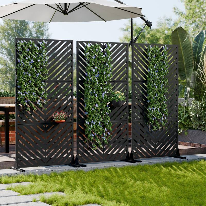 Outdoor Privacy Screen 2-Panel Chevron Metal Privacy Fence with Wind-Resistant Base Durable Decorative Divider