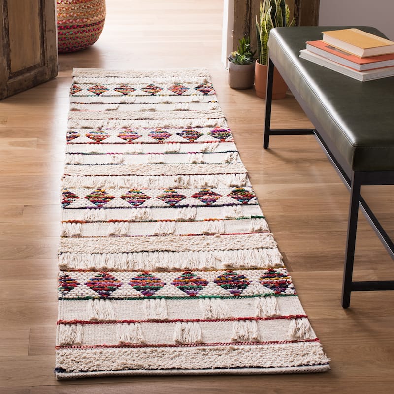 SAFAVIEH Handmade Natura Clita Rug - 2'3" x 8' Runner - Ivory/Red