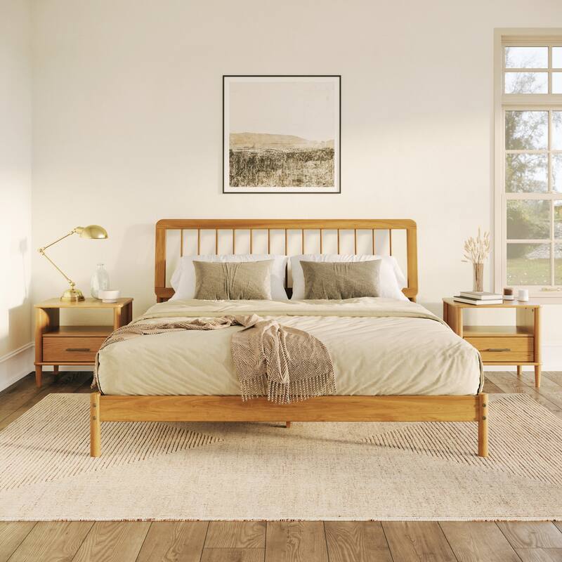 Solid Wood King Size Spindle Bed with Slat-Back Design