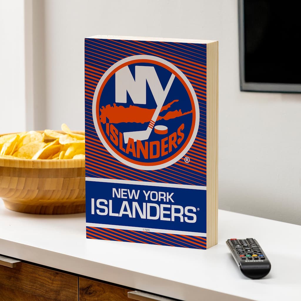 New York Islanders Wooden Tabletop Mantel Shelf Sign