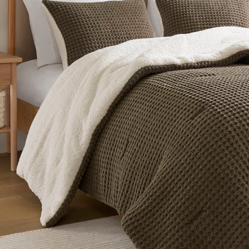 Madison Park Riordan Waffle Knit Chenille Comforter Set