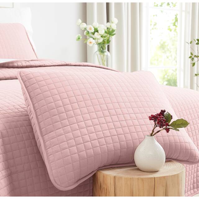Oversized Solid 3-piece Quilt Set by Southshore Fine Linens