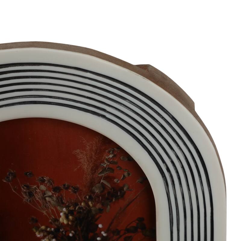 Resin Glass Oval Photo Frame Featuring Striped Detailing Casual Style