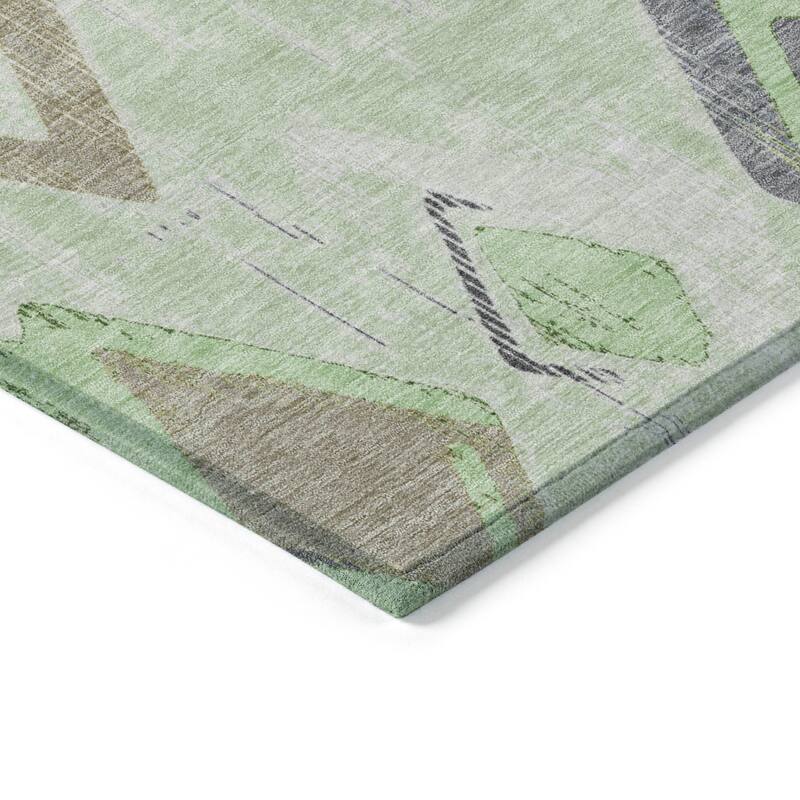 Machine Washable Indoor/Outdoor Diamond Contemporary Chantille Rug