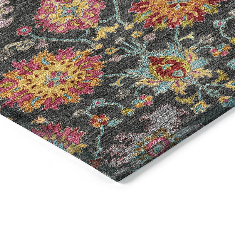 Machine Washable Indoor/ Outdoor Traditional Kashan Chantille Rug