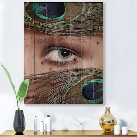 Designart 'Eye and Peacock Feathers' Bohemian & Eclectic Print on Natural Pine Wood
