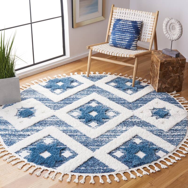 SAFAVIEH Moroccan Tassel Shag Nanke 2-inch Thick Rug - 6'7" Round - Blue/Ivory