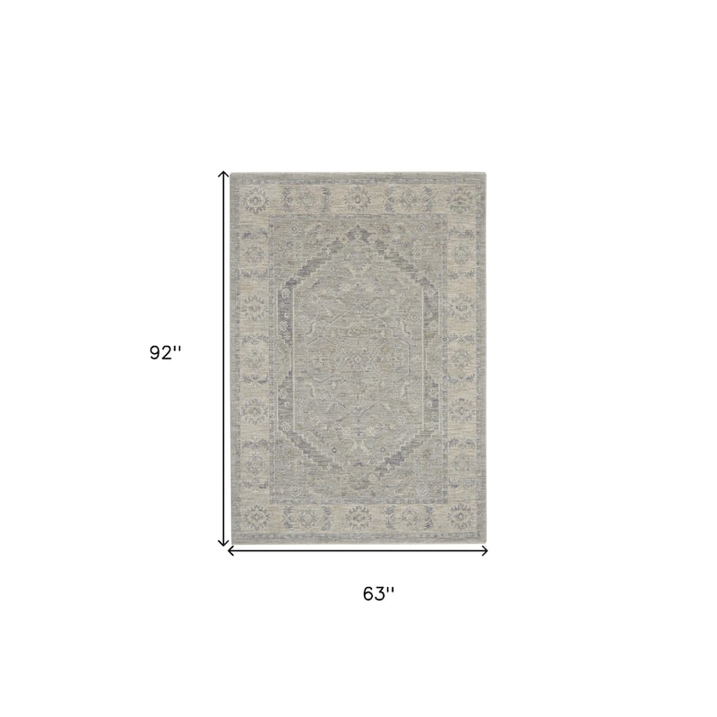 Power Loomed Floral Traditional Area Rug - 92' X '63' X '0.5
