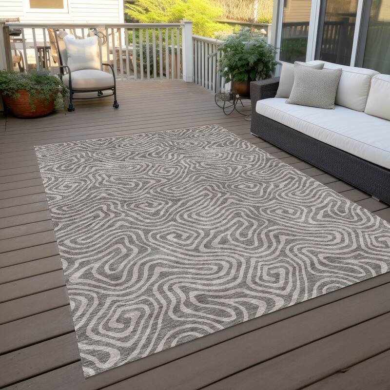 Machine Washable Indoor/ Outdoor Modern Trance Chantille Rug