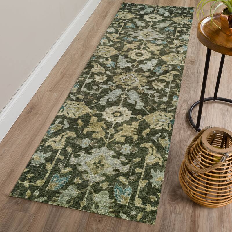 Machine Washable Indoor/ Outdoor Casual Traditional Chantille Rug