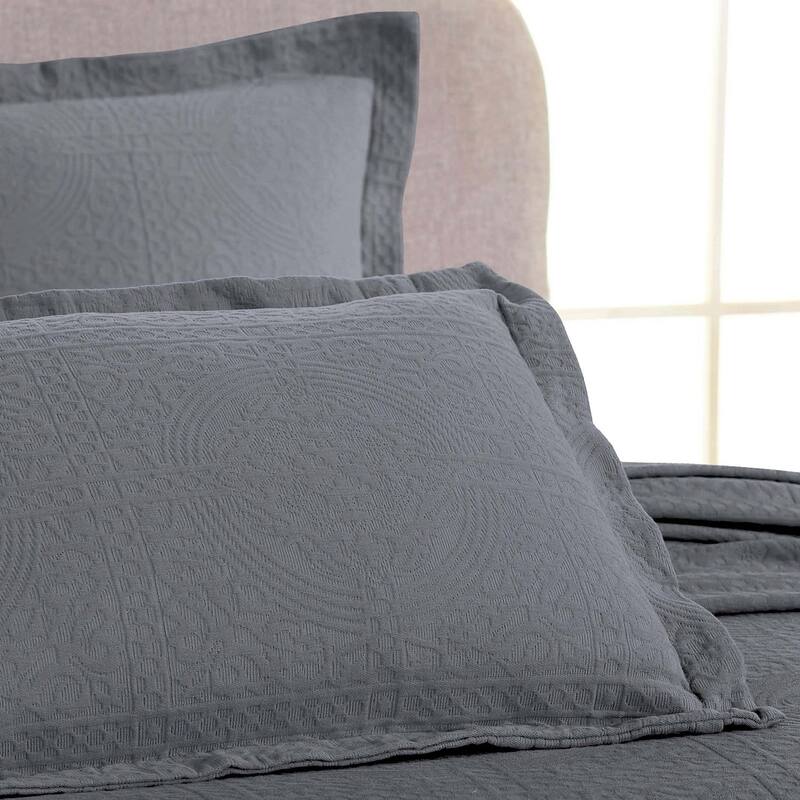 Superior Fleur De Lis Cotton Decorative Bedspread Set
