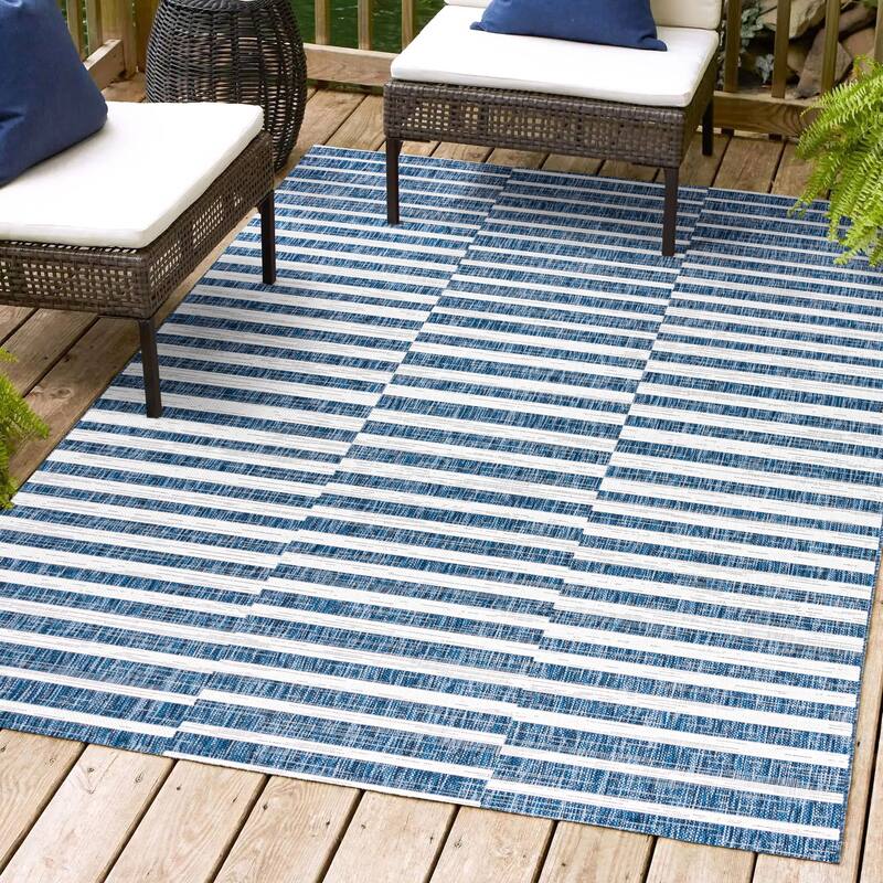 JONATHAN Y Grid Modern Offset Stripe Indoor/Outdoor Area Rug