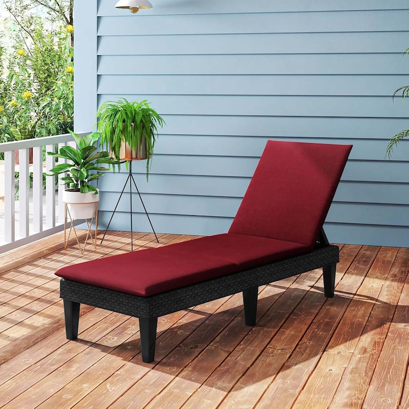 Outdoor Chaise Lounge Chair Rattan Recliner w/ Removable Cushion