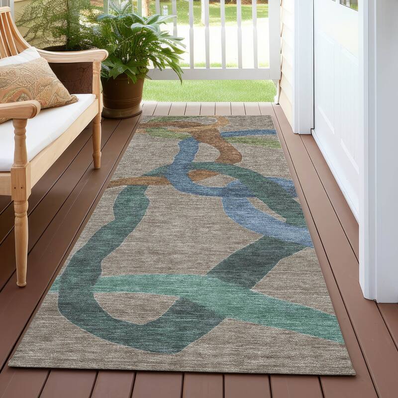Machine Washable Indoor/ Outdoor Abstract Links Chantille Rug - Taupe - 2'3" x 7'6"