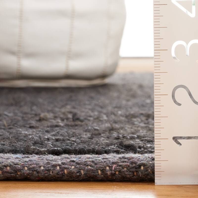 SAFAVIEH Handmade Natural Fiber Eliette Boho Jute & Wool