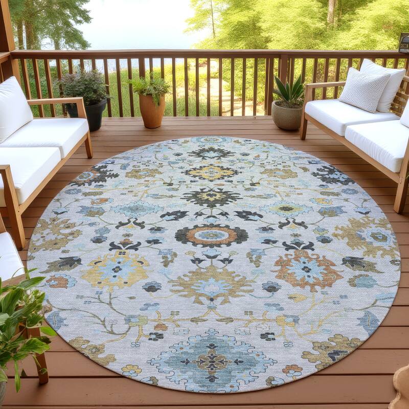 Machine Washable Indoor/ Outdoor Traditional Marci Chantille Rug - Silver - 8' x 8'