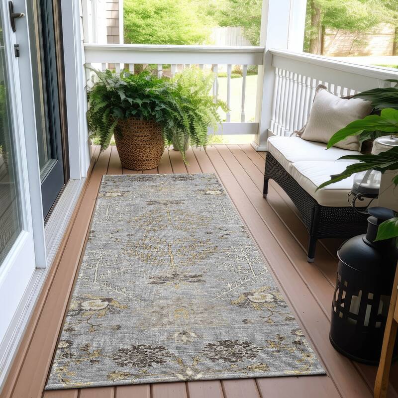 Machine Washable Indoor/ Outdoor Boho Traditional Chantille Rug