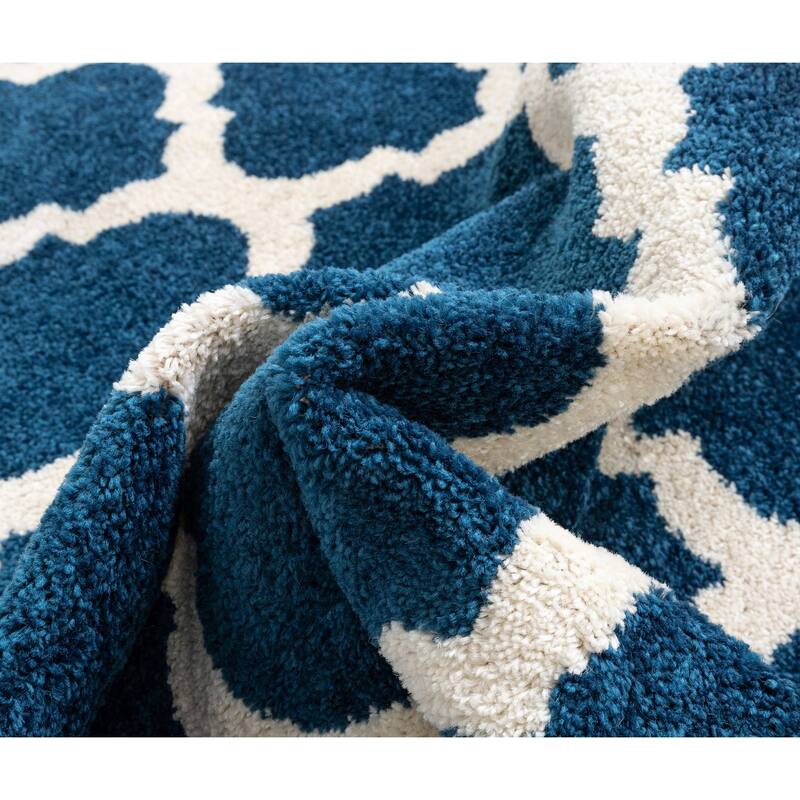 Well Woven Modern Trellis Lines Runner Rug - 2' x 7'3"