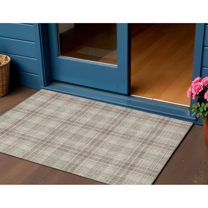 HomeRoots Plaid Transitional Rectangle Outdoor Rug - 3' x 5'