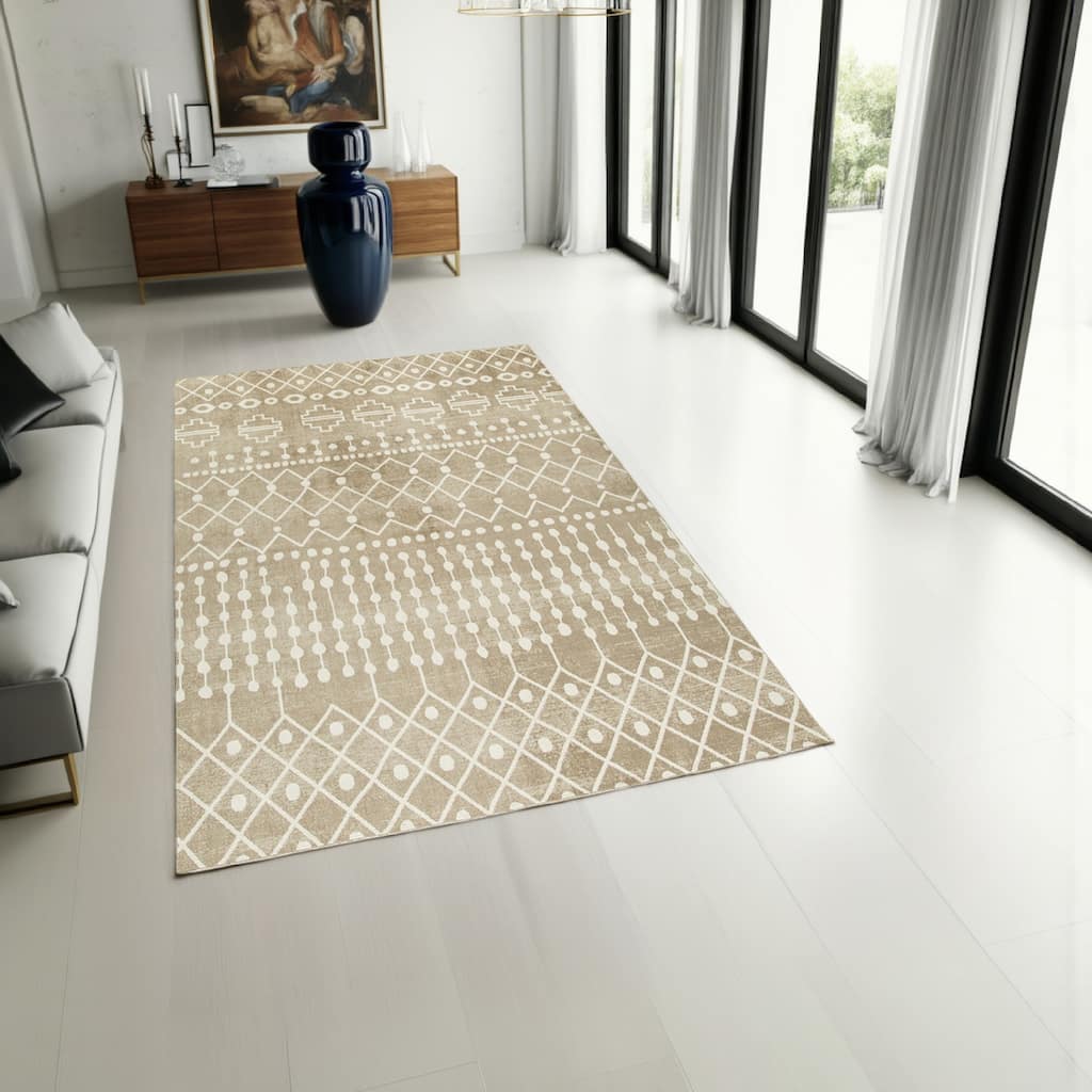 Bunny 5 x 7 Area Rug, Brown Tribal Print, Low Pile Polyester for Busy Area - 5 x 7