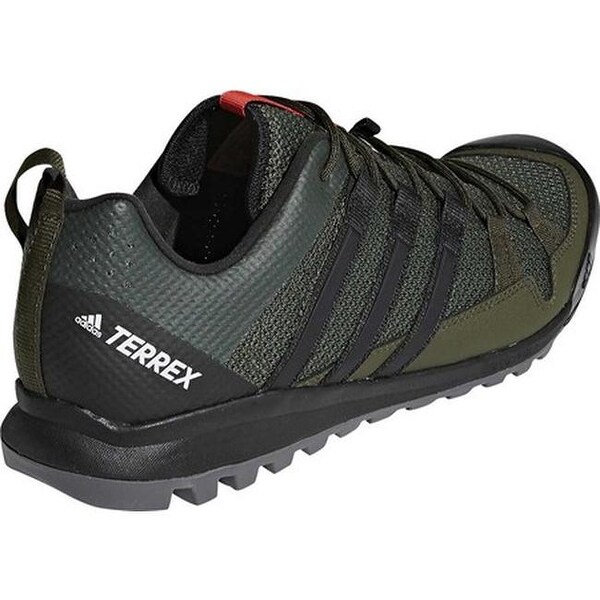 adidas terrex solo stealth