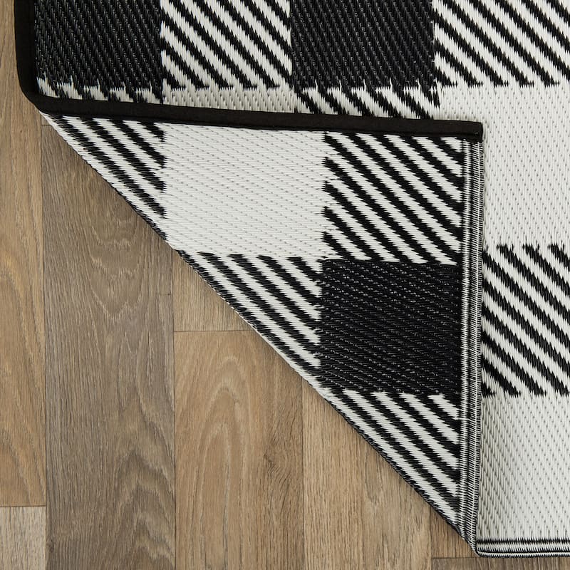 Buffalo Plaid Reversible Plastic Outdoor Rugs