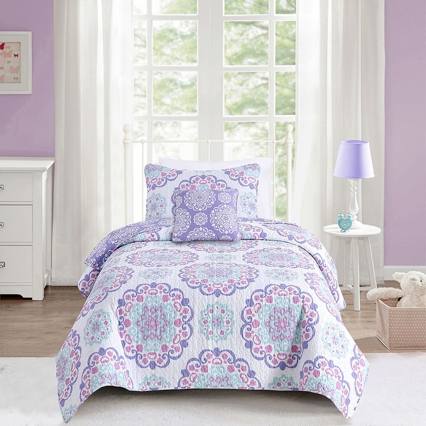 Lilac bed throw deals
