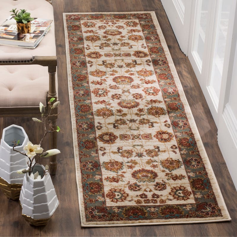 SAFAVIEH Summit Taisia Traditional Oriental Rug