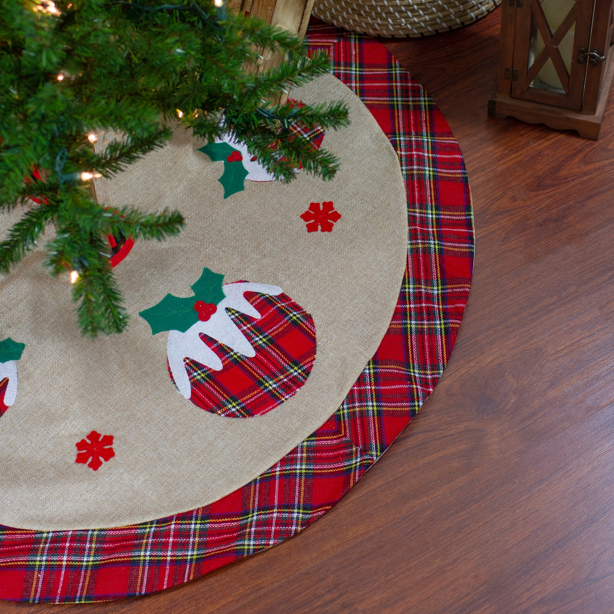 48" Burlap Plaid Tree Skirt with Christmas Puddings - 48