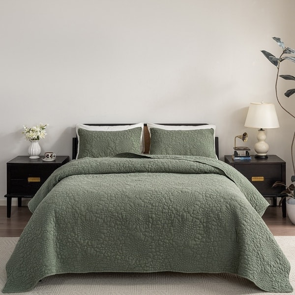 slide 2 of 10, Wholinens Stonewashed Cotton Floral Bedspread Reversible Quilt Set King - Olive
