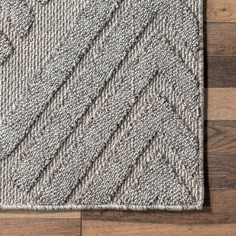 Nuloom Lessie High-Low Geometric Indoor/Outdoor Area Rug