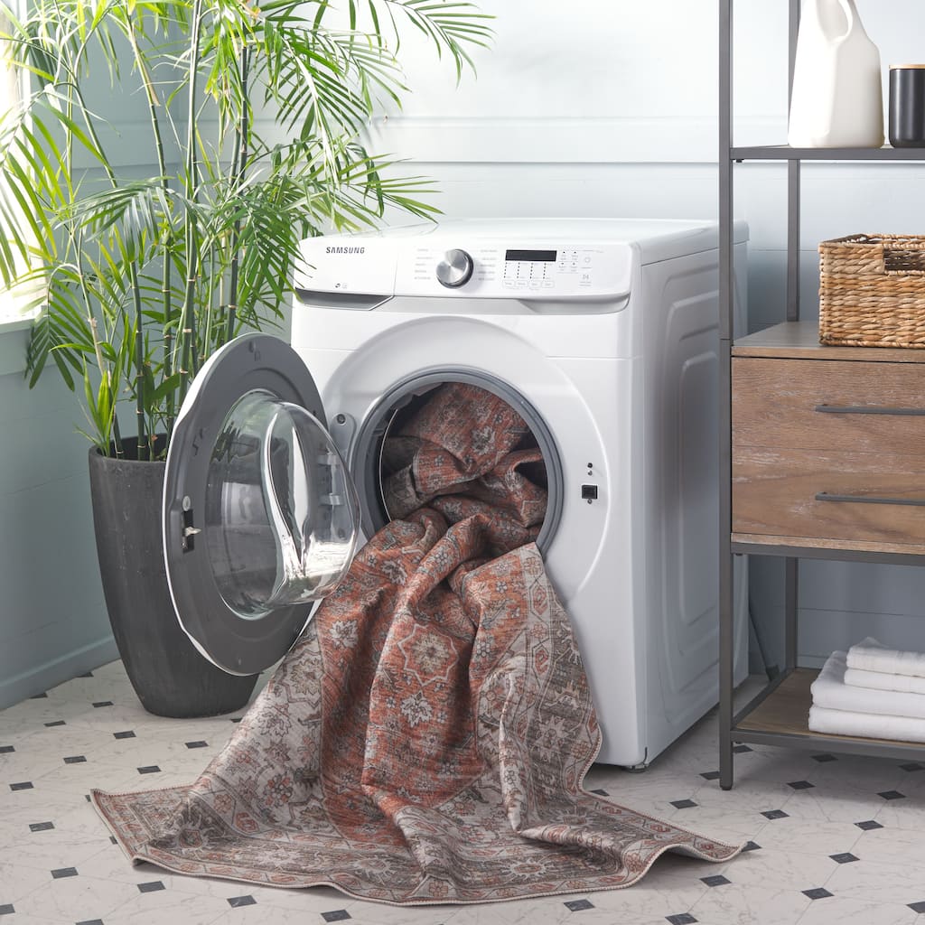 SAFAVIEH Arizona Klaziena Machine Washable Slip Resistant Rug
