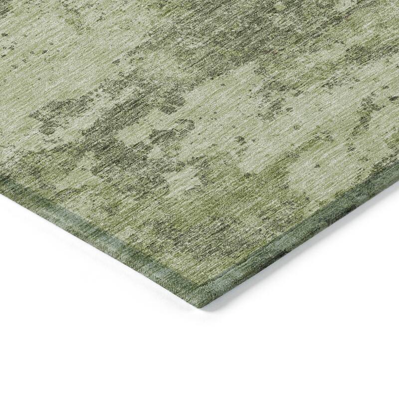 Machine Washable Indoor/ Outdoor Chantille Distressed Traditional Rug