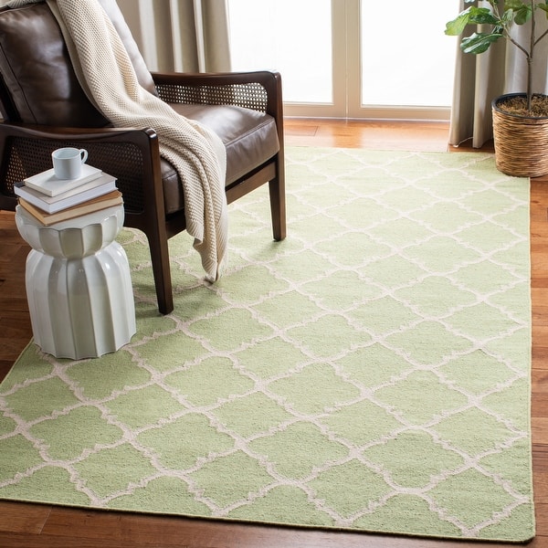 slide 1 of 124, SAFAVIEH Handmade Flatweave Dhurries Janna Modern Wool Rug