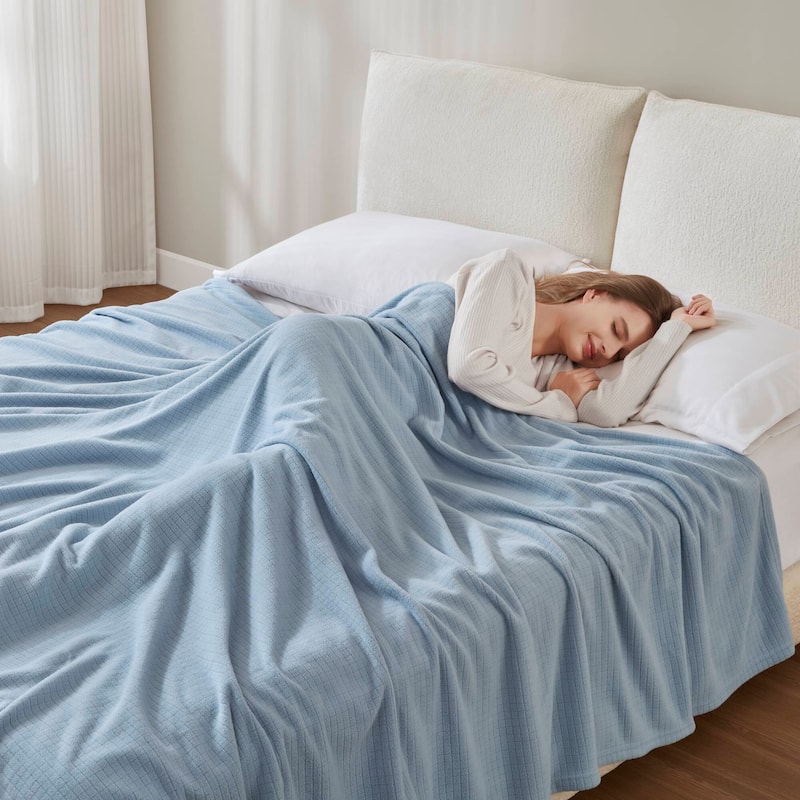 Madison Park Microfleece Blanket