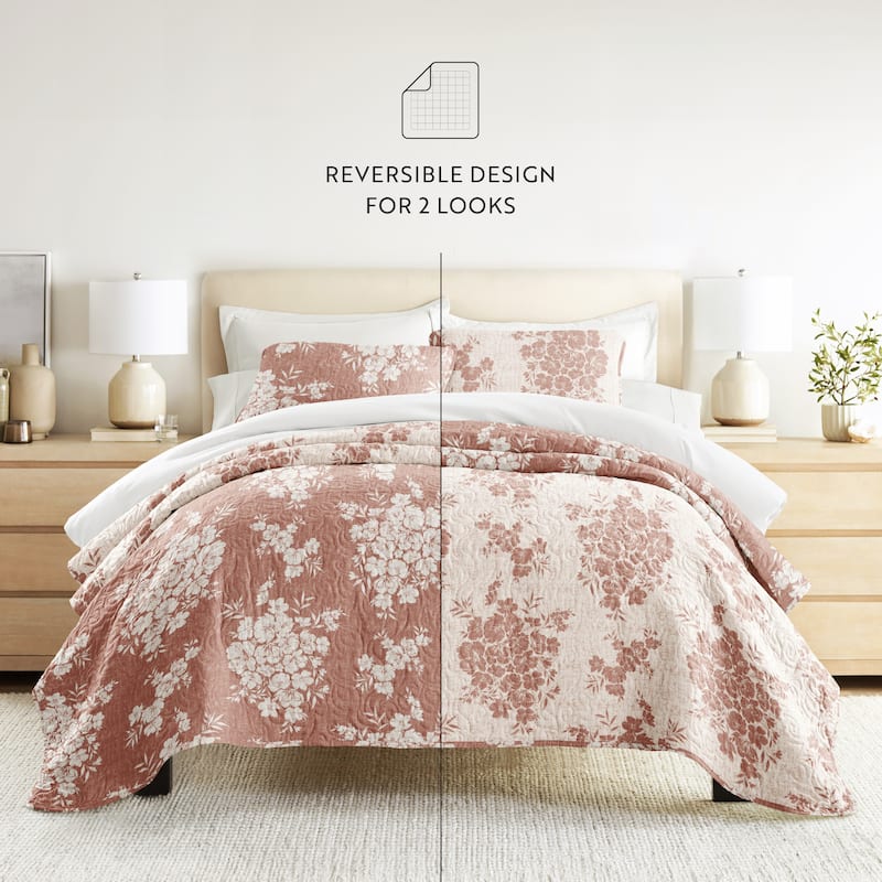 Becky Cameron All Season 3 Piece Distressed Bouquet Reversible Quilt Set
