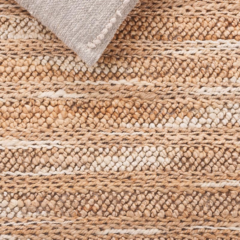 SAFAVIEH Natural Fiber Couture Sergia Modern Jute Rug