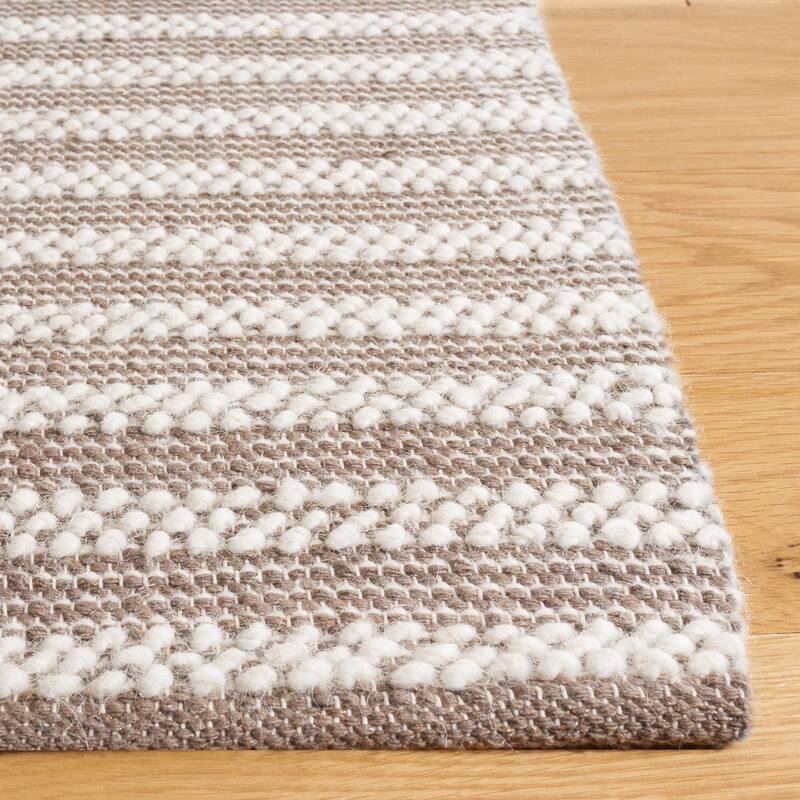 SAFAVIEH Handmade Natura Reagan Geometric Wool Rug