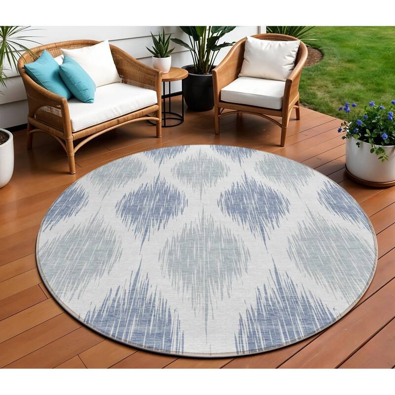 HomeRoots Ikat Transitional Rectangle Outdoor Rug - 8' Round