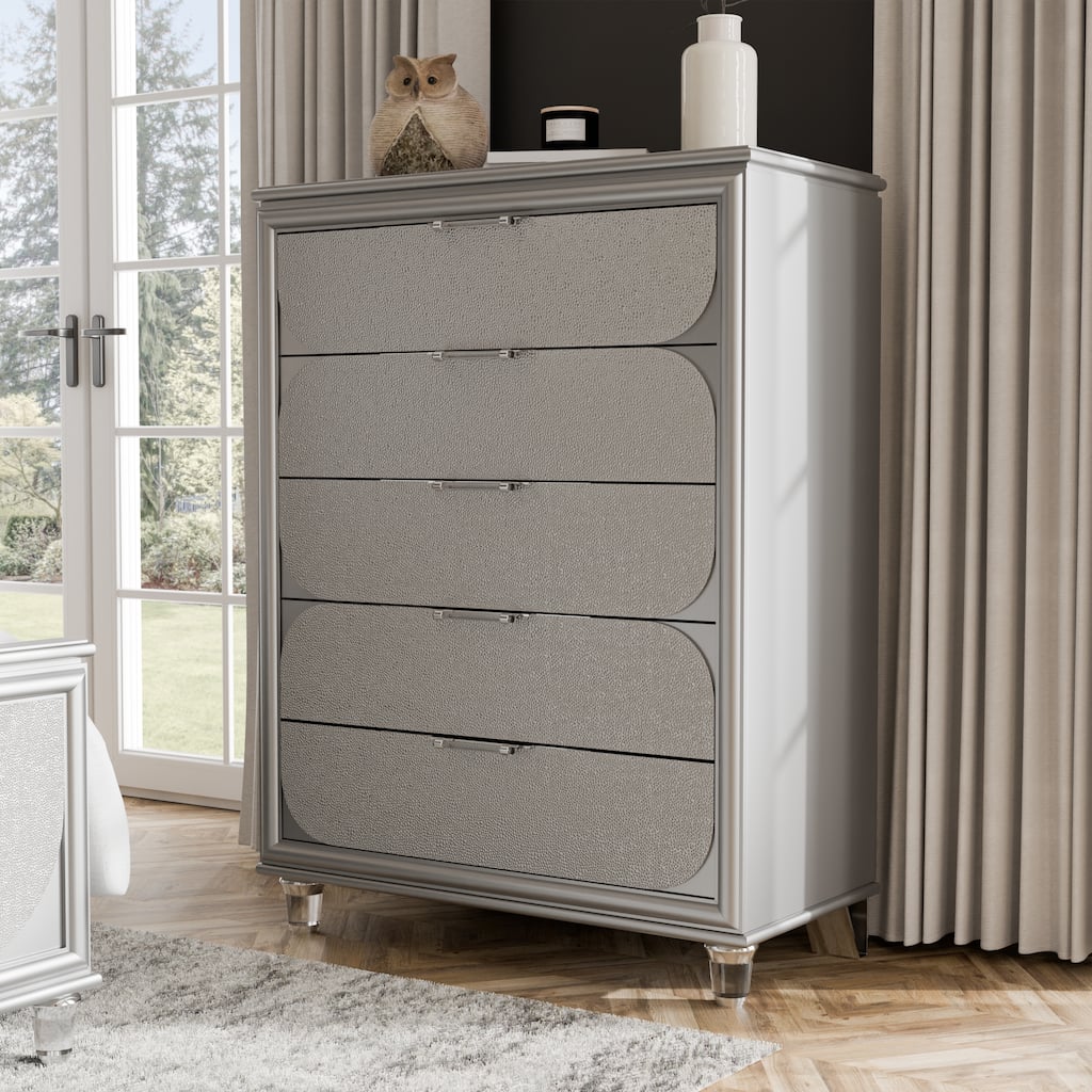 Furniture of America Angrove Modern Silver Wood 5-Drawer Chest