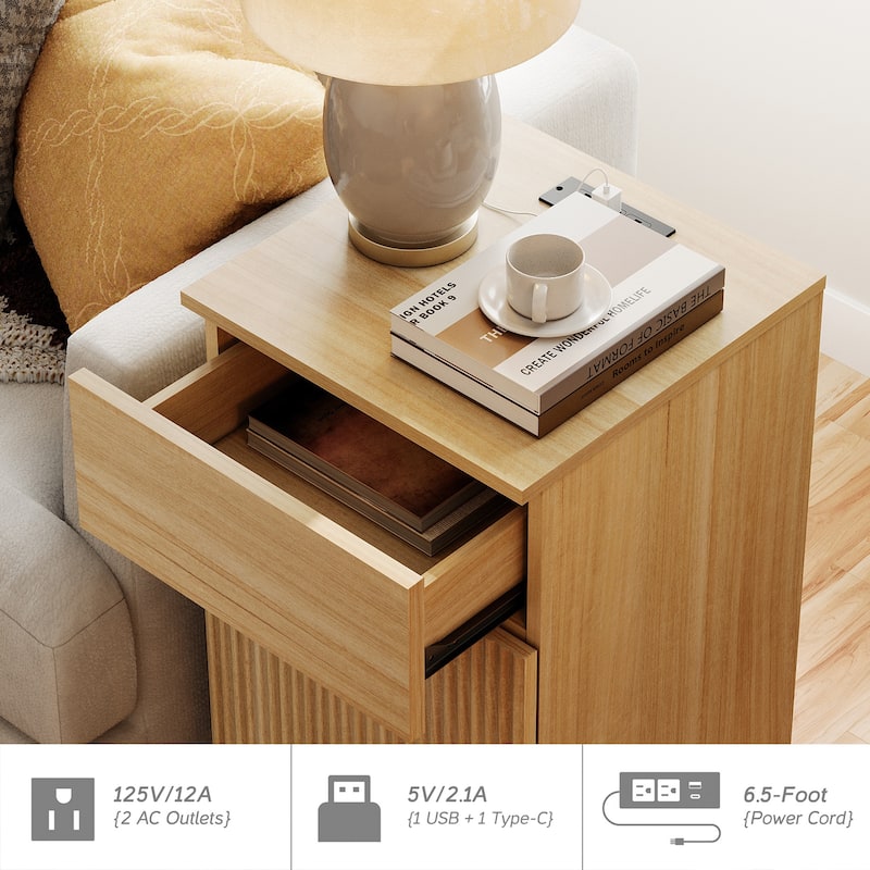 Modern Minimalist Nightstand Set Of 2 With Built-In Outlets, Reed Pattern Design