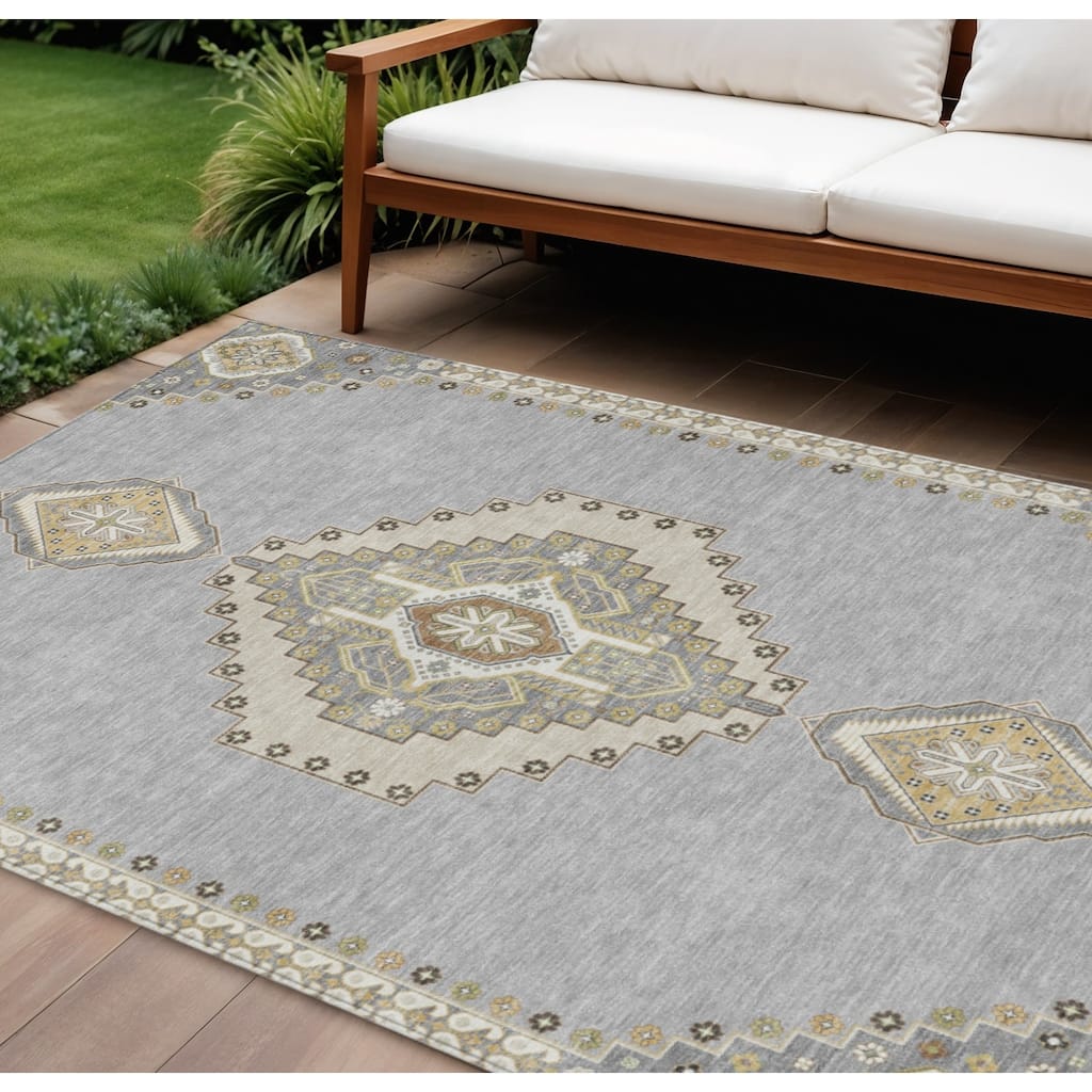 HomeRoots Oriental Traditional Rectangle Outdoor Rug